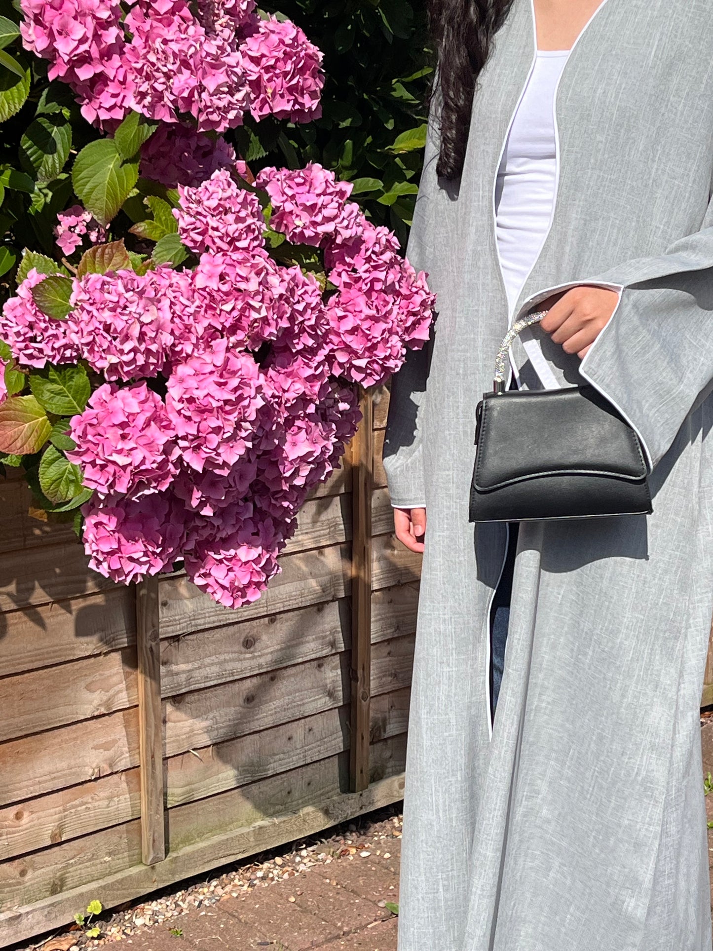 Clearance - Open wavy linen Abaya -Grey(no bow on sleeve)