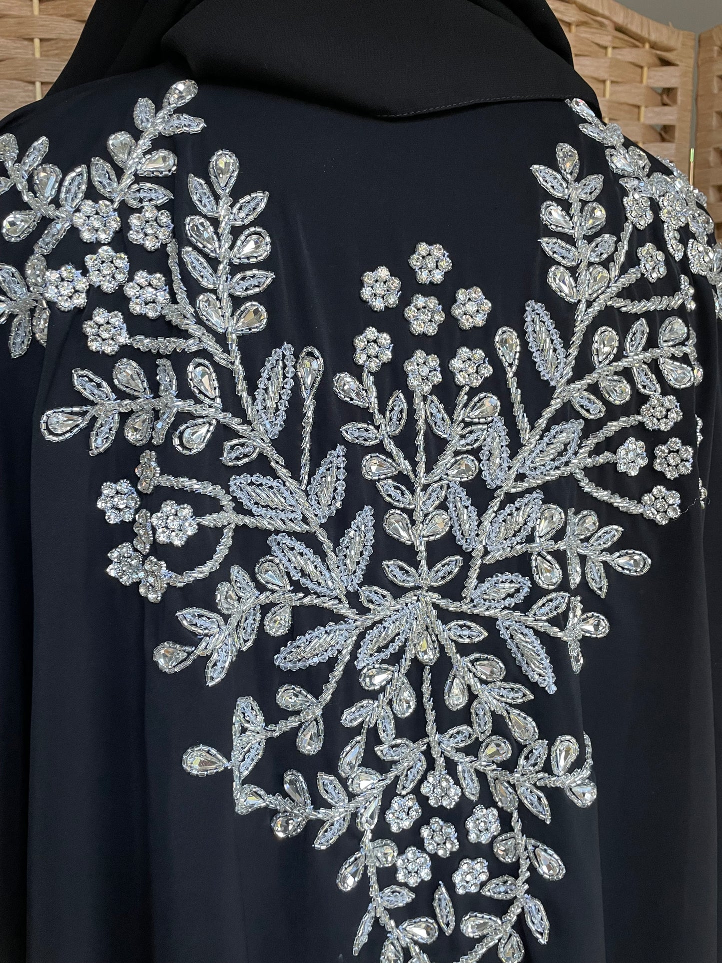 Liyanah Abaya- White stones