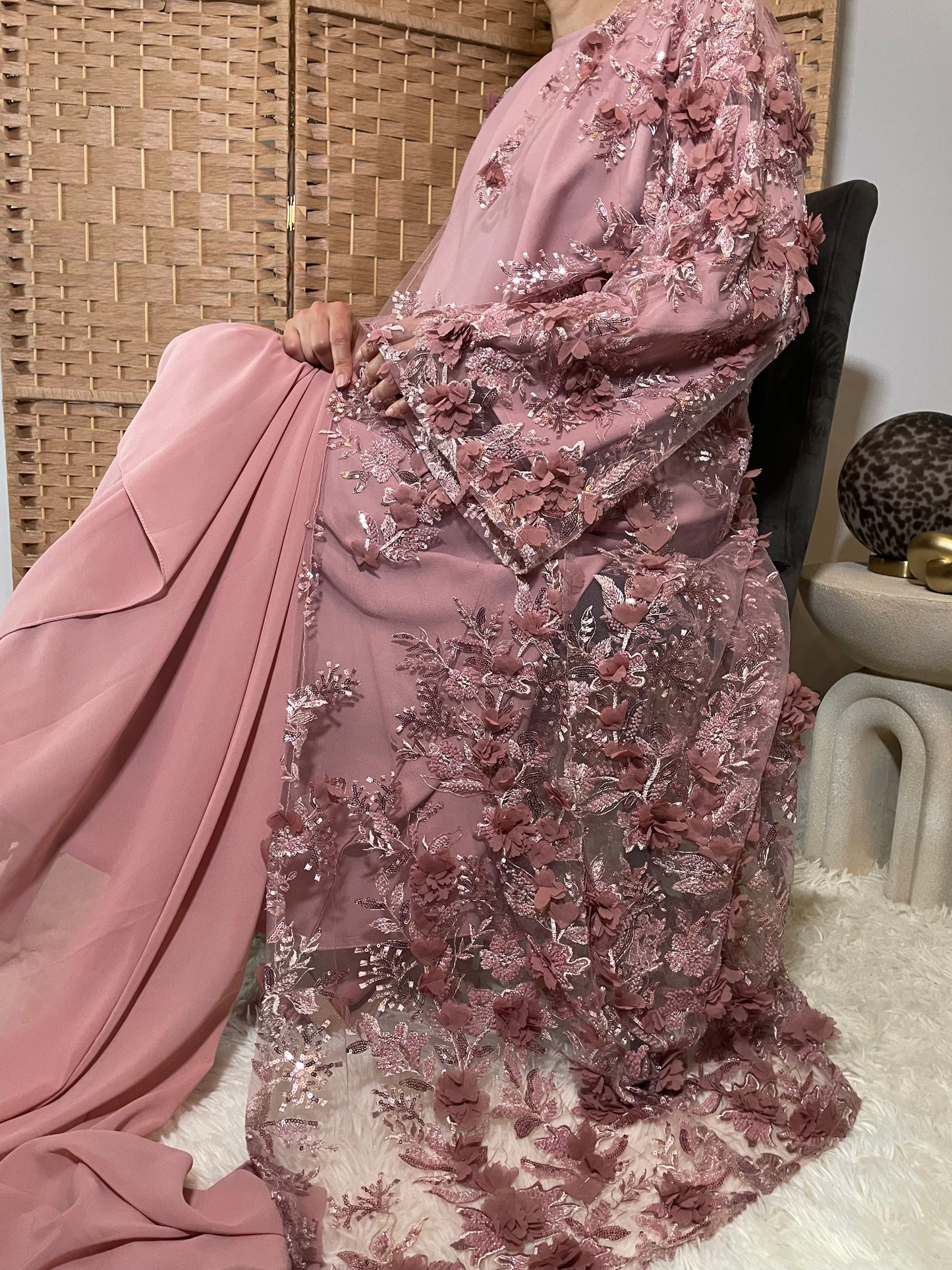 Luxurious Nora Abaya- Mint Green (Defect)