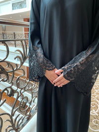 Aqsa Abaya- Black