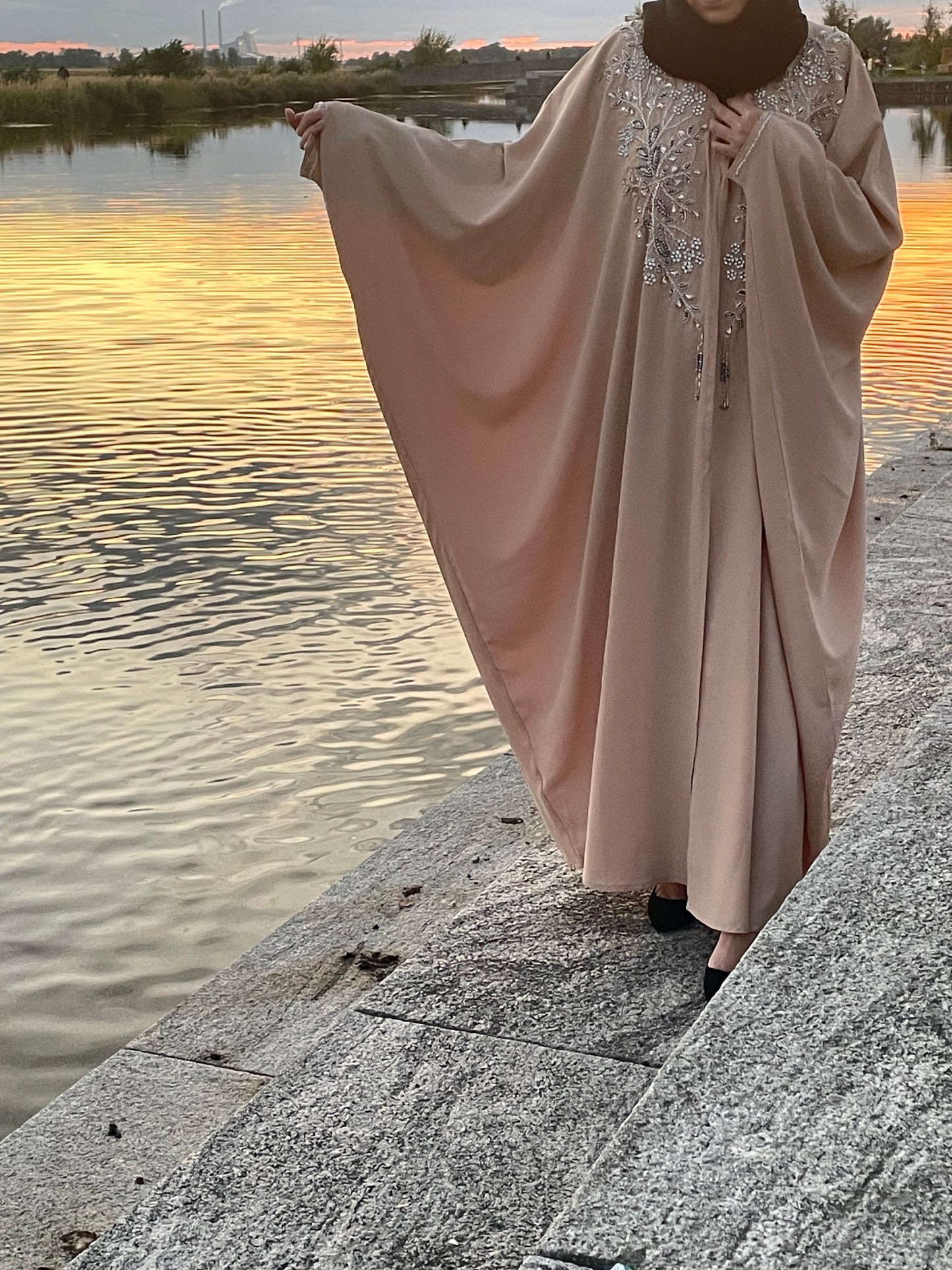 Liyanah Abaya