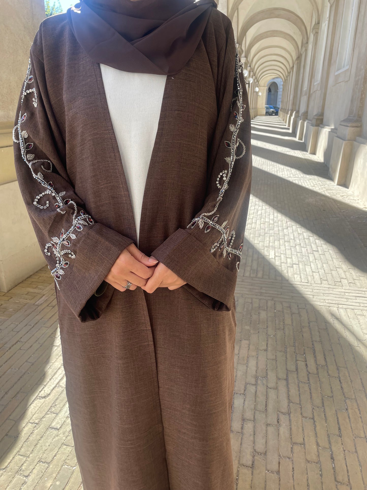 Saniyah Abaya -Brown