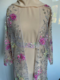 Luxurious Kinza Abaya Set Beige/Gold — Image 3