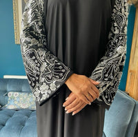 Aisha Abaya -Black Sale