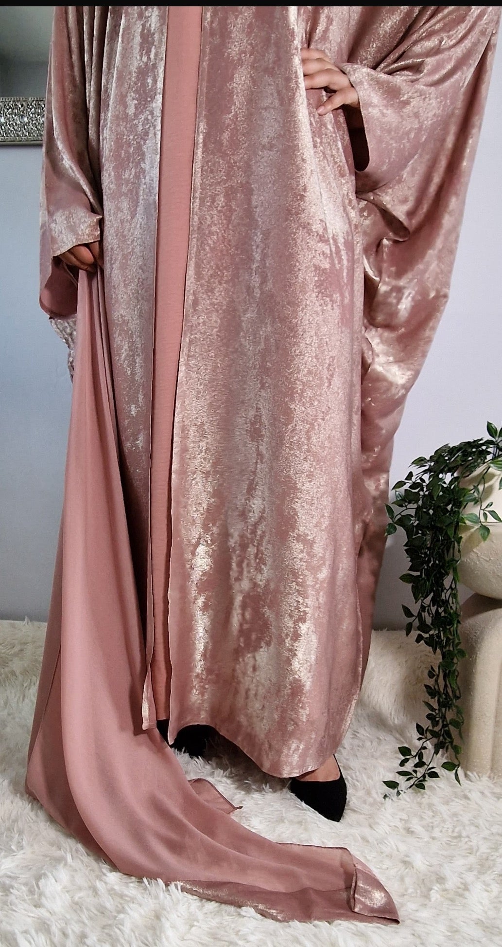 Noreen Fariha Abaya- Rose Pink full set