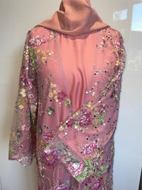 Luxurious Kinza Abaya Set Pink — Image 2