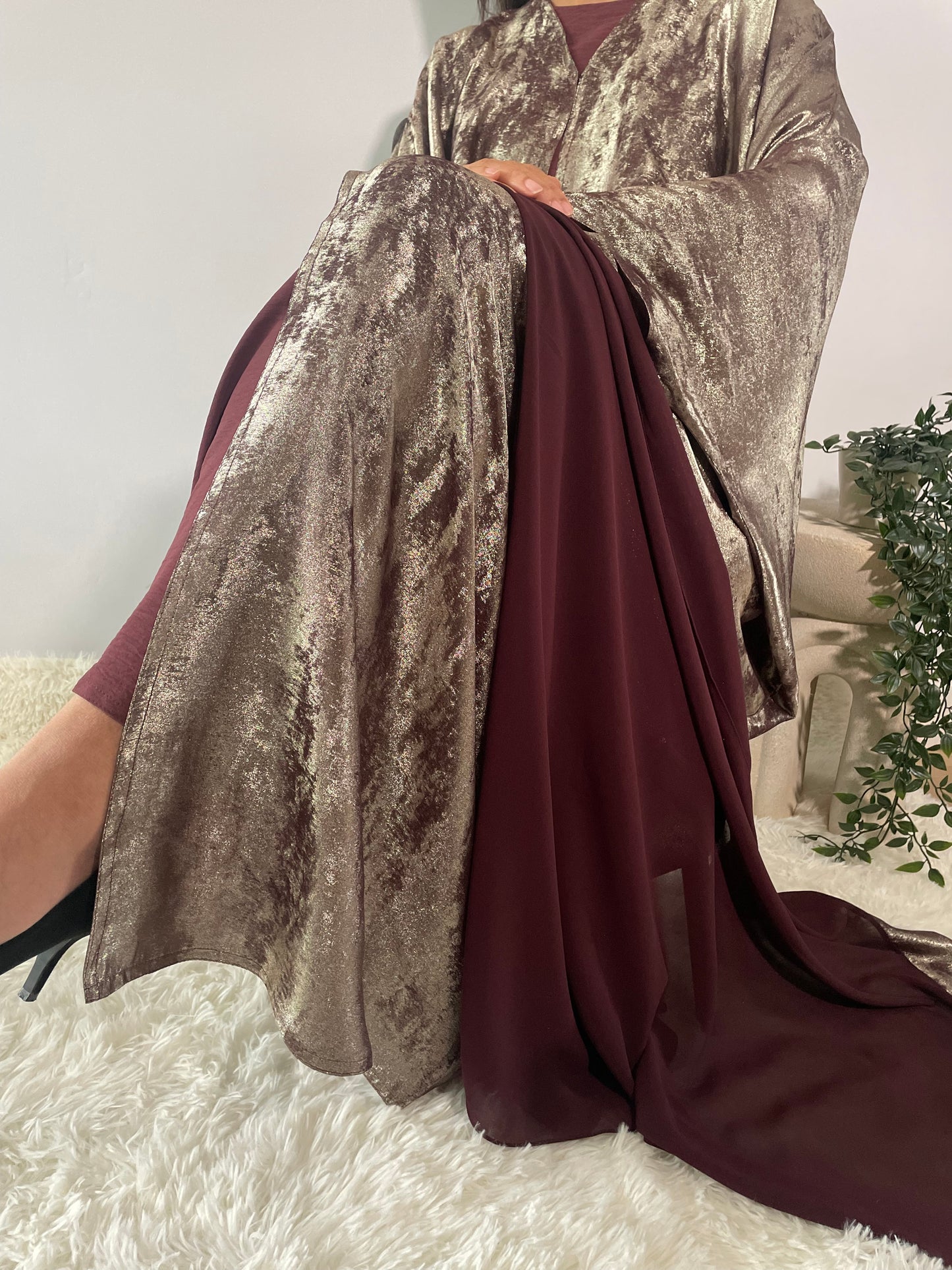 Noreen Fariha Abaya- Brown/Maroon