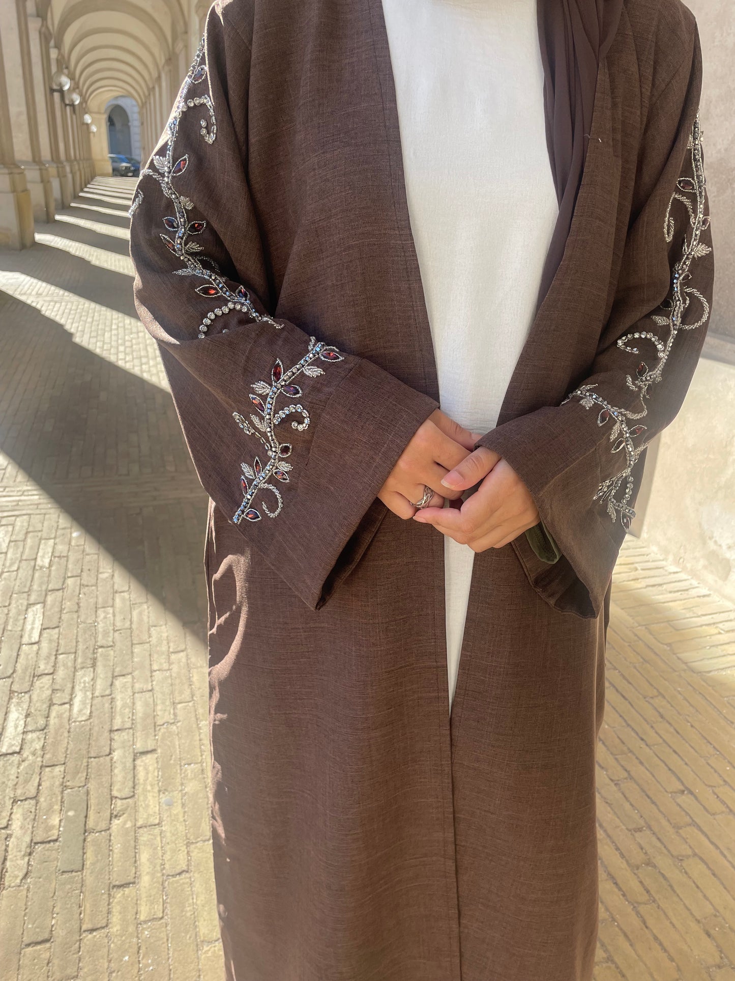 Saniyah Abaya -Brown